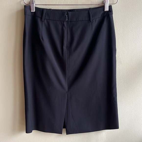 Gucci Authentic Black Wool Skirt 40 - Picture 3 of 11